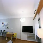 Sant\'Angelo Modern Apartment