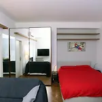 Sant\'Angelo Modern Apartment